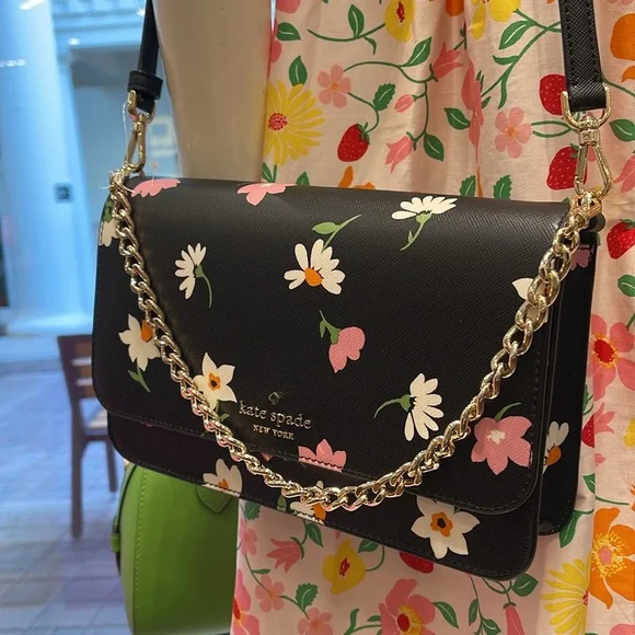 Kate Spade Madison Floral Waltz Flap Convertible Crossbody
Black Multi
NWT - Picture 16 of 16